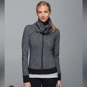 Lululemon Be Present Jacket Coco Pique Black